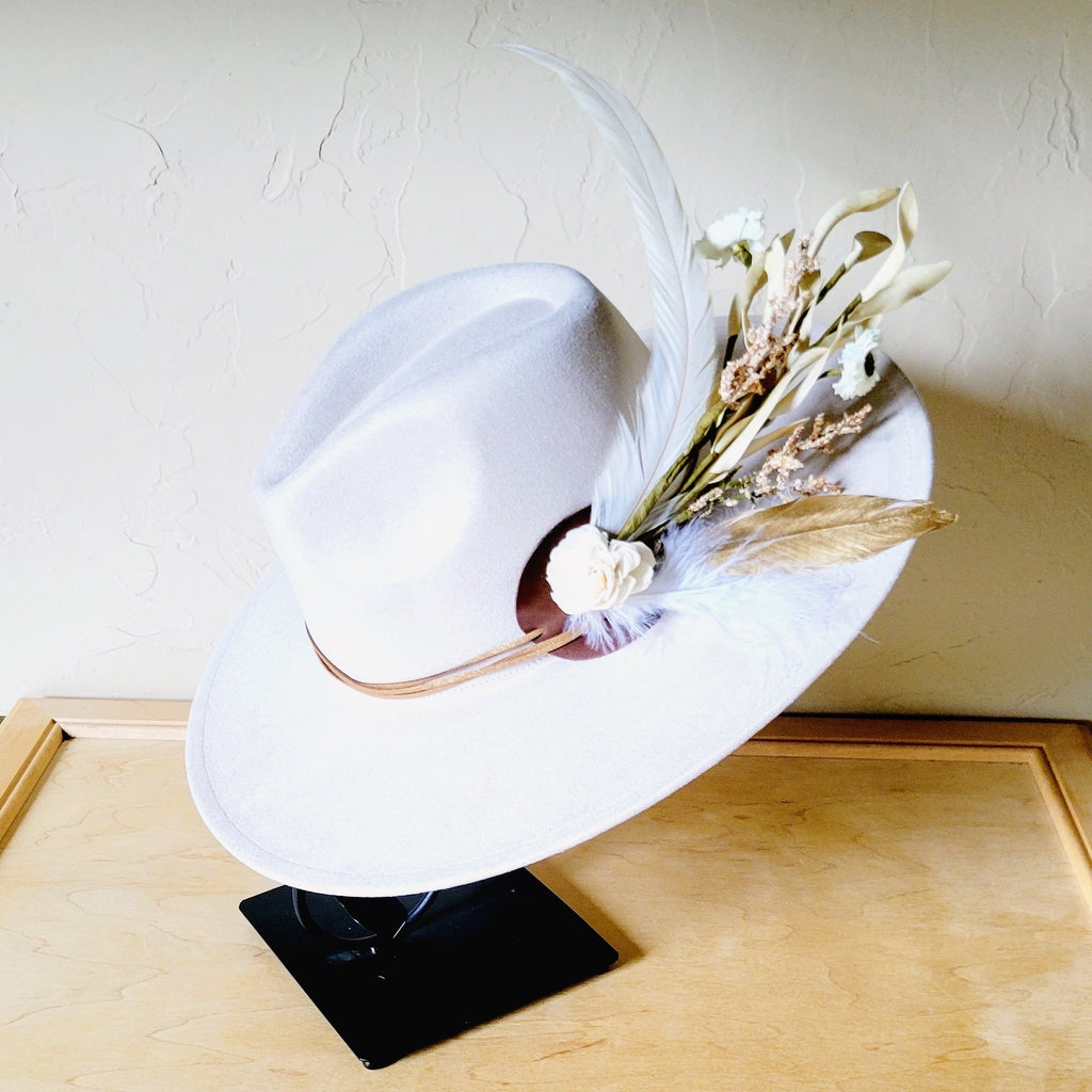 Boho Western Wedding Floral & Feather Bridsmaid Hat in Bone 984r