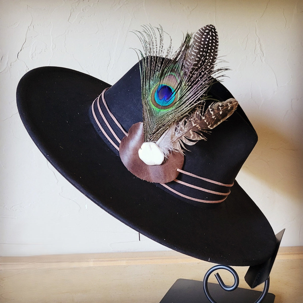 Peacock Guinea Feather & Turquoise Slab Band & Bone Hat 985w
