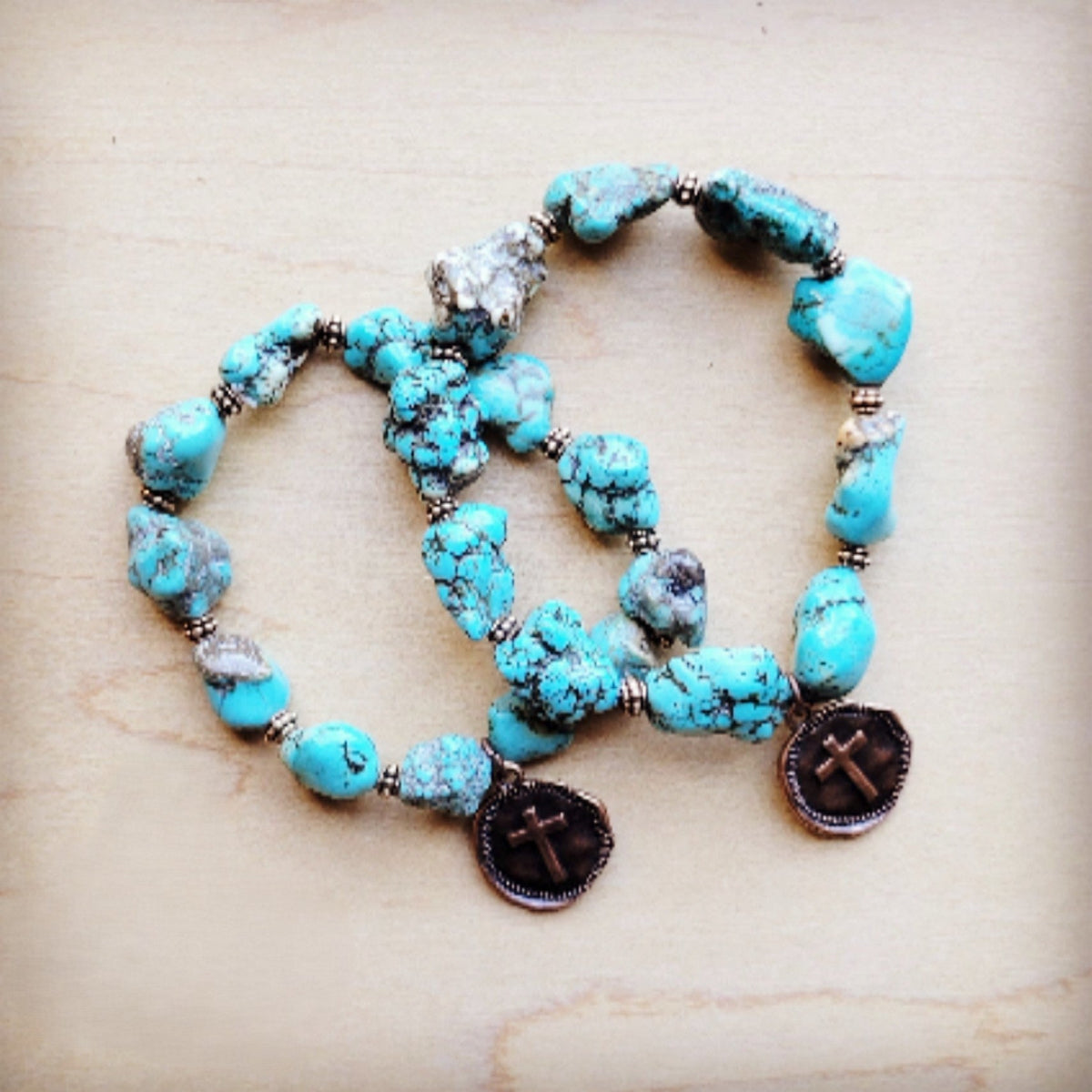 Chunky Blue Turquoise Beaded Bracelet 809o