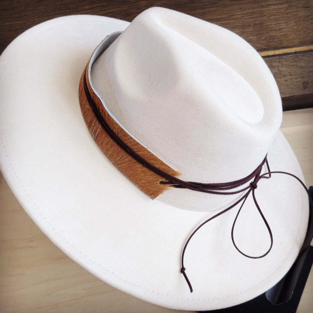 **Wide Hair Hide Leather Tan Hat Band Only 954h