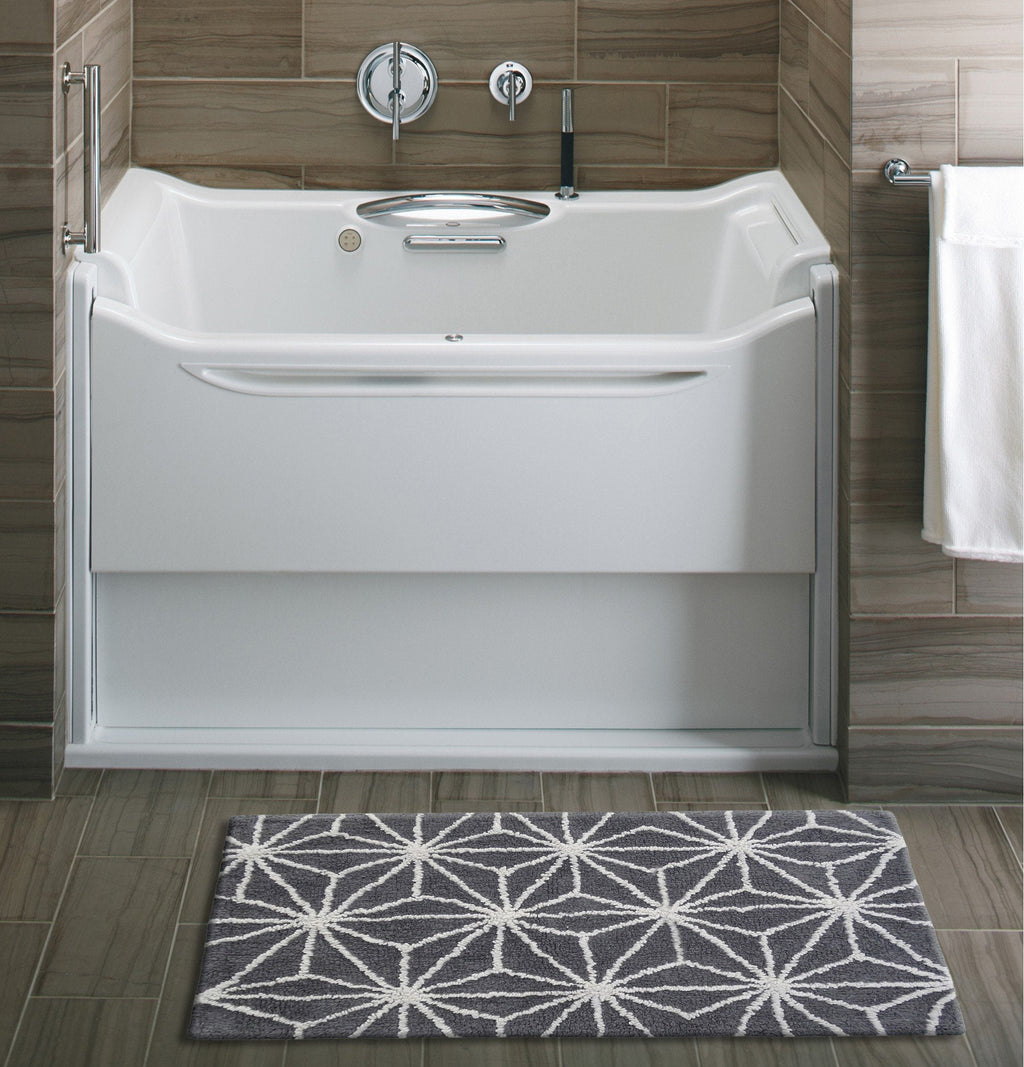 Vibhsa Bath Rug Geometric Pattern in Grey & Ivory