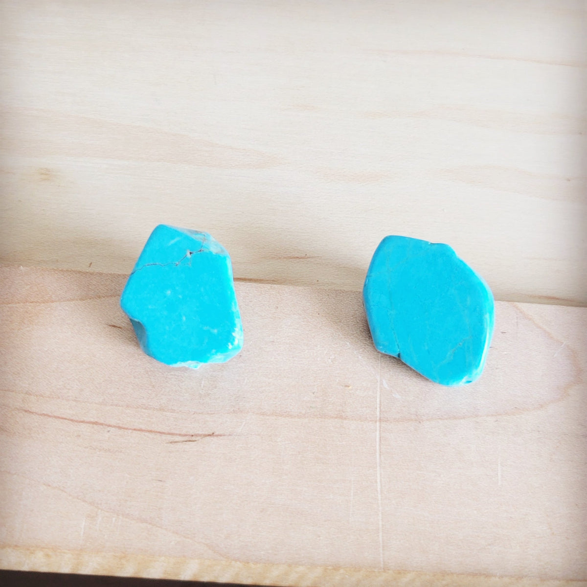 **Turquoise Slab Earring Studs-Blue 200bn