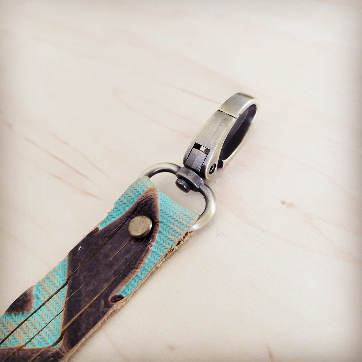 **Turquoise Laredo Genuine Leather Key Clain/ Purse Clip 703p