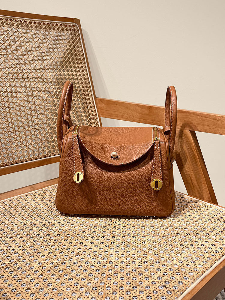 Large Capacity Underarm Lindy Doctor Leather Crossbody Bags