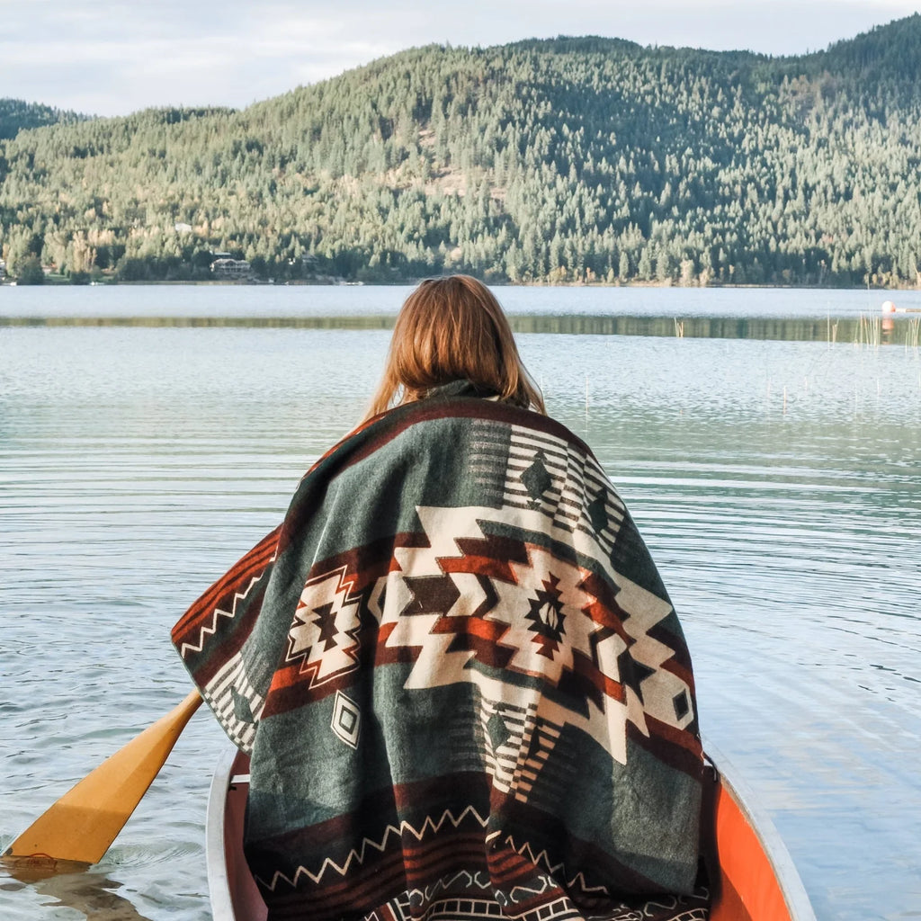 Wylde Brigade - Quilotoa Aztec Reversible Blanket Throw